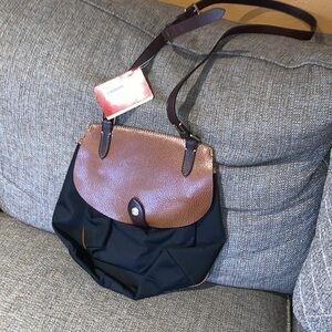 BNWT Dooney & Bourke Crossbody